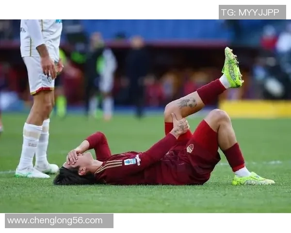 勒沃库森中场蒂尔曼大腿受伤预计缺阵两周球队面临人员调整